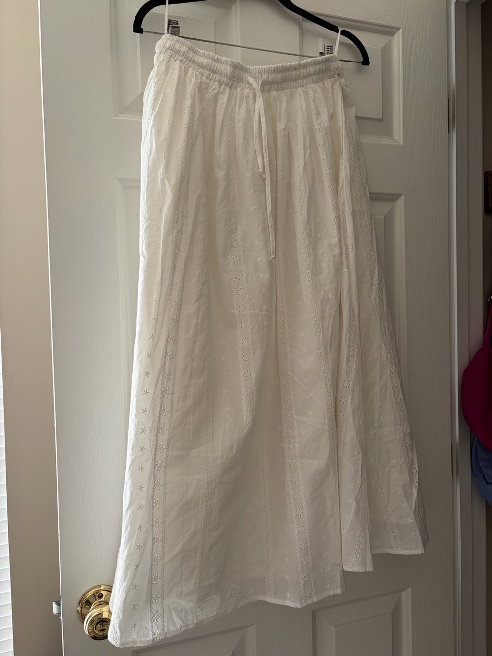 Neuflora Savannah Skirt - Picture 2 of 4